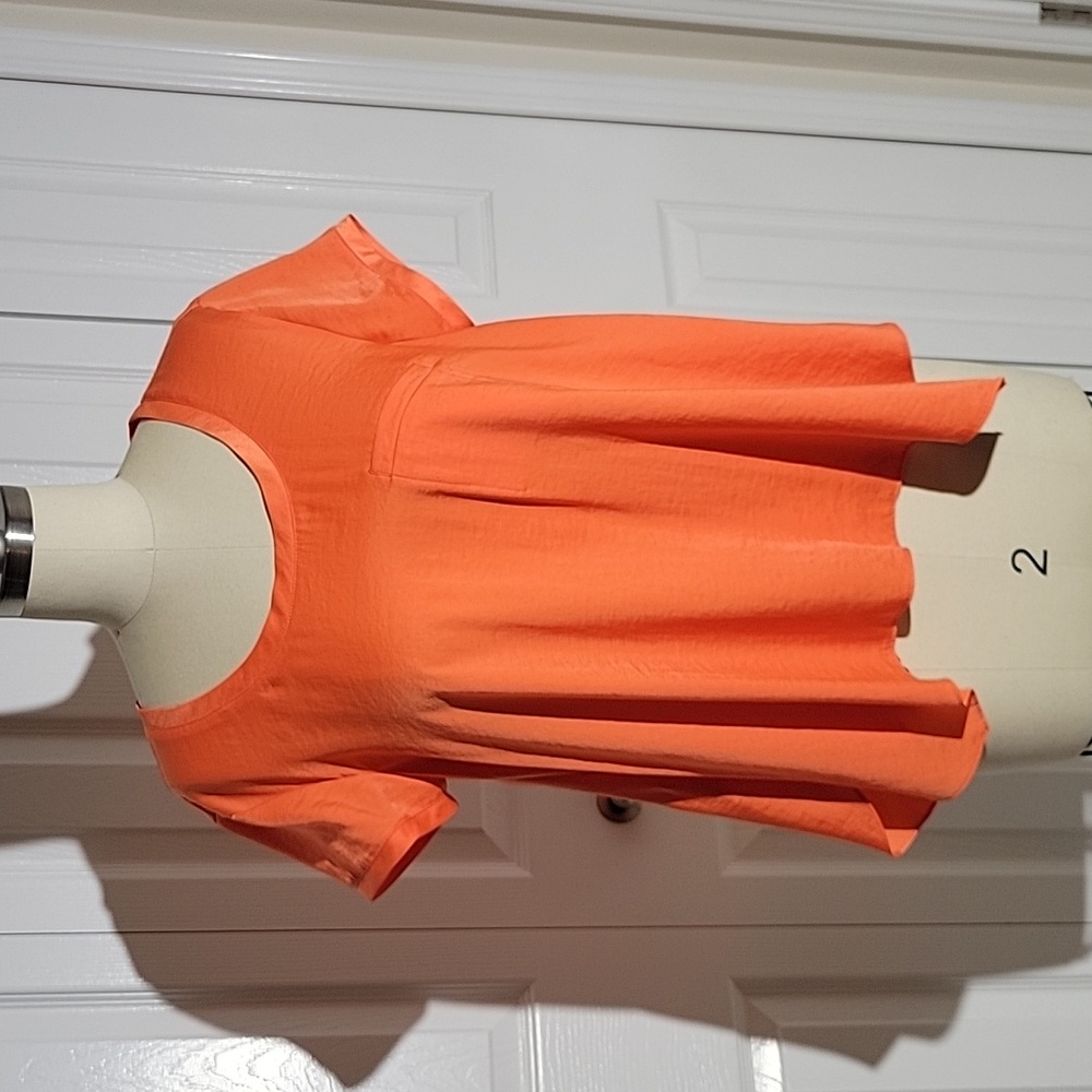 orange Bcbgmaxazria top